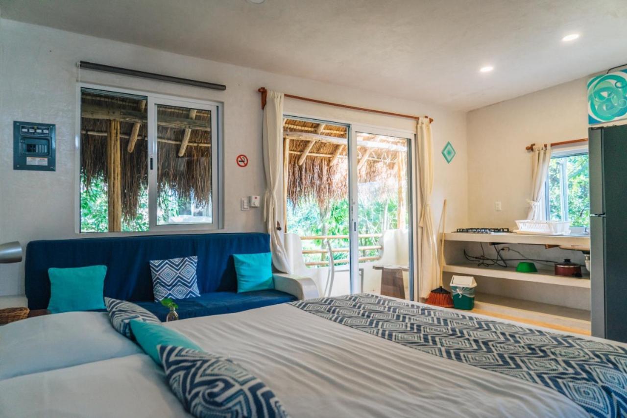 Hotel & Suites Oasis Bacalar Exterior photo