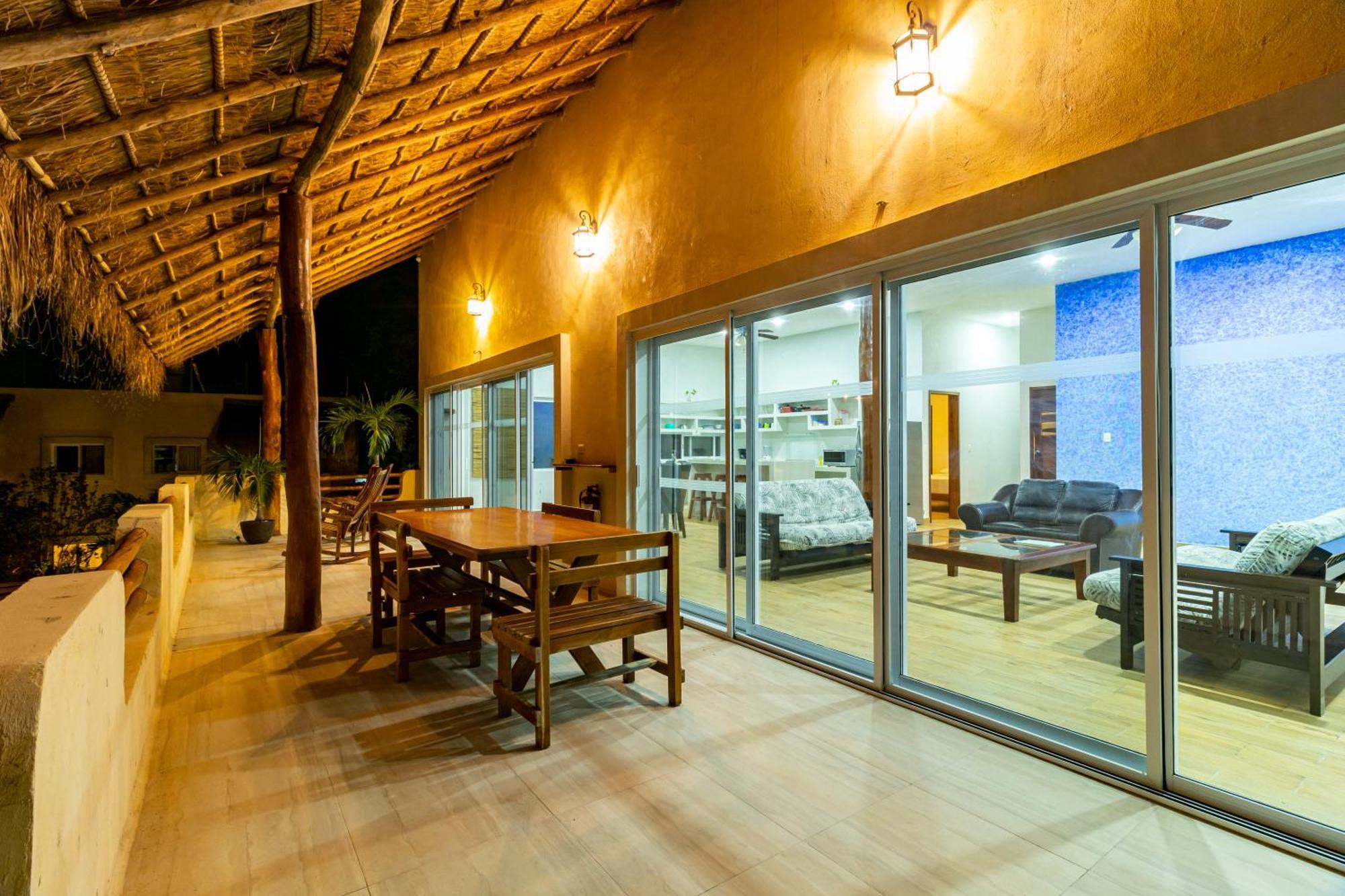 Hotel & Suites Oasis Bacalar Exterior photo