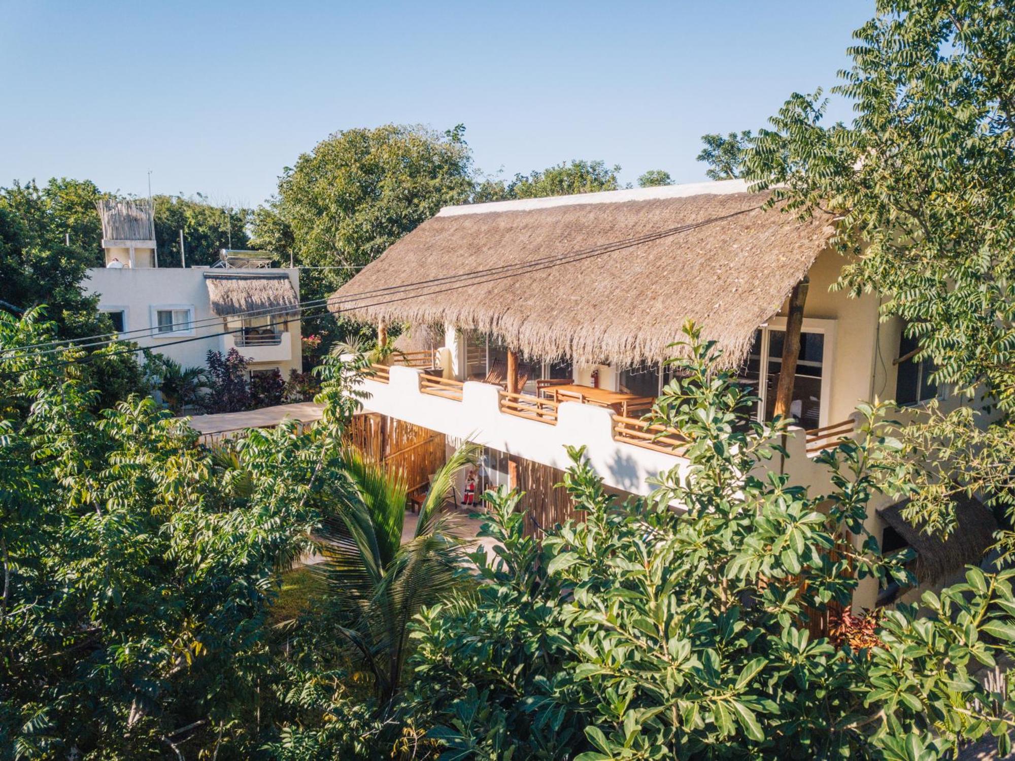 Hotel & Suites Oasis Bacalar Exterior photo